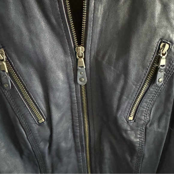 Genuine leather jacket - Picture 7 of 13
